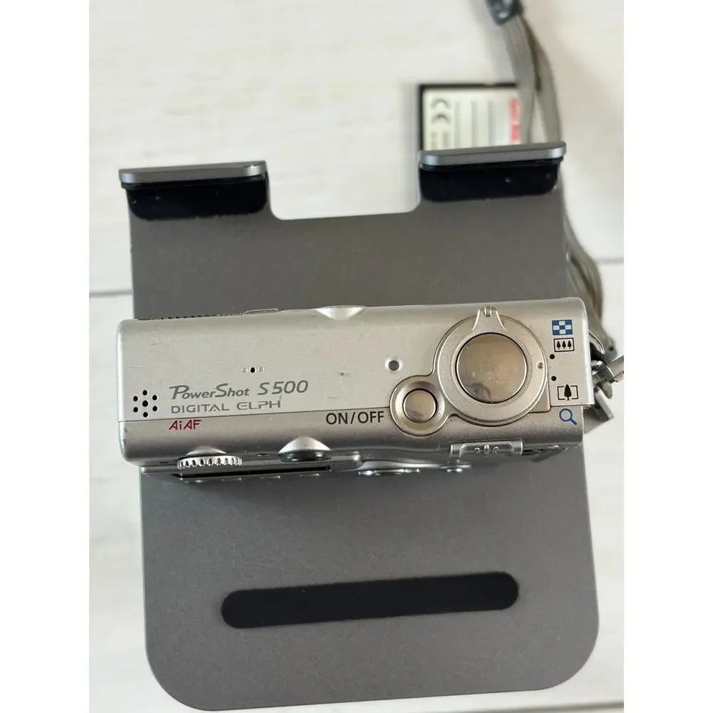 Canon PowerShot S500 Digital ELPH 5MP Camera Silver w/ Box CF Card Works READ
